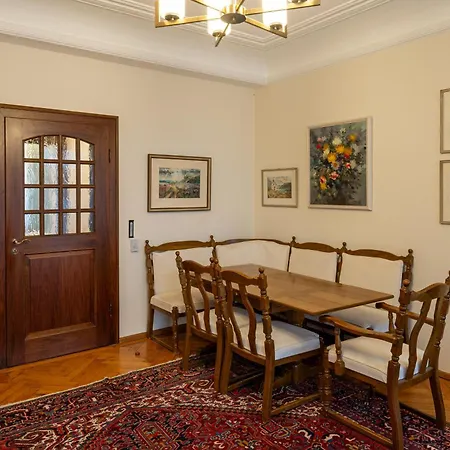 Appartamento Neu - 4 Zimmer, 4 Betten, 5 Min Zum Hbf, Terrasse, 160qm Augusta