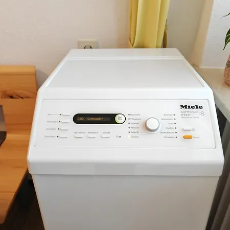 Apartmán Neu - 4 Zimmer, 4 Betten, 5 Min Zum Hbf, Terrasse, 160qm *