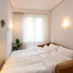 Lejlighed Neu - 4 Zimmer, 4 Betten, 5 Min Zum Hbf, Terrasse, 160qm Augsburg