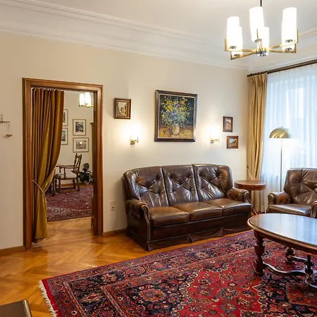 Appartement Neu - 4 Zimmer, 4 Betten, 5 Min Zum Hbf, Terrasse, 160qm *