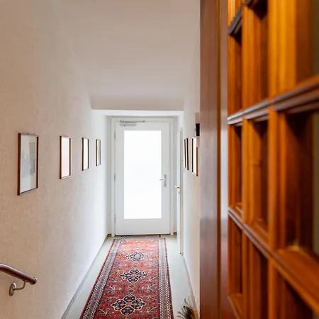 Neu - 4 Zimmer, 4 Betten, 5 Min Zum Hbf, Terrasse, 160qm Lejlighed *