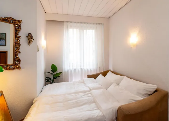 Διαμέρισμα Neu - 4 Zimmer, 4 Betten, 5 Min Zum Hbf, Terrasse, 160qm Aψβούργη