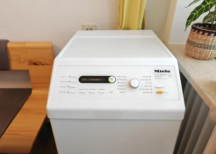 Διαμέρισμα Neu - 4 Zimmer, 4 Betten, 5 Min Zum Hbf, Terrasse, 160qm *