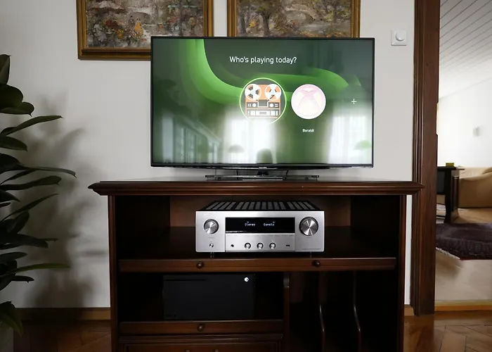 Neu - 4 Zimmer, 4 Betten, 5 Min Zum Hbf, Terrasse, 160qm Διαμέρισμα